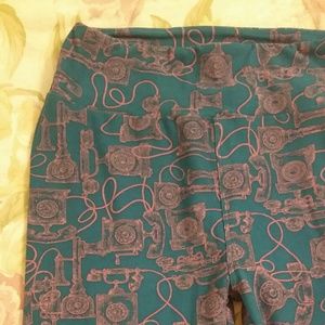Lularoe OS leggings NWOT